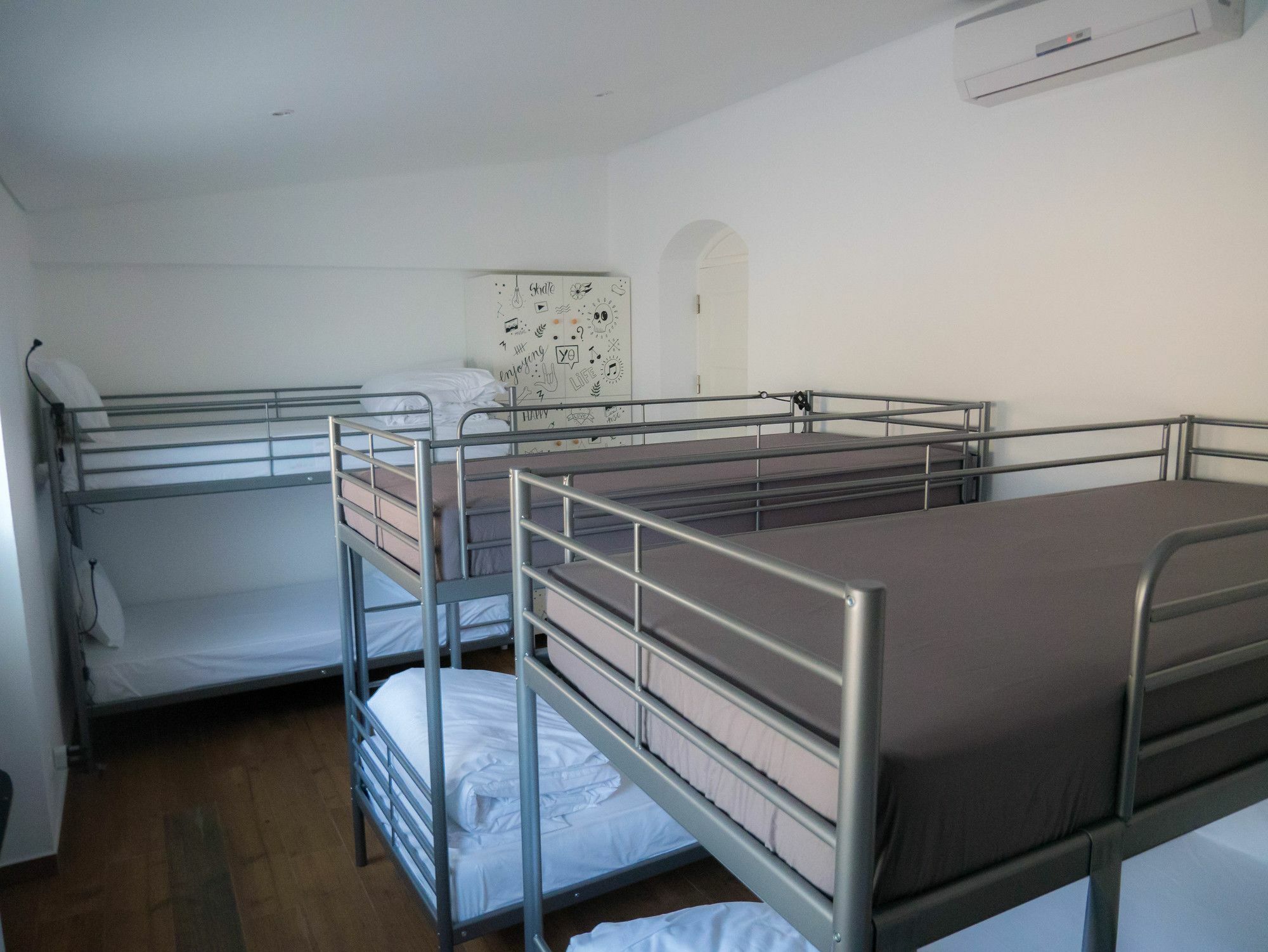 לינה וארוחת בוקר אזניאס דו מאר Azen Cool House מראה חיצוני תמונה